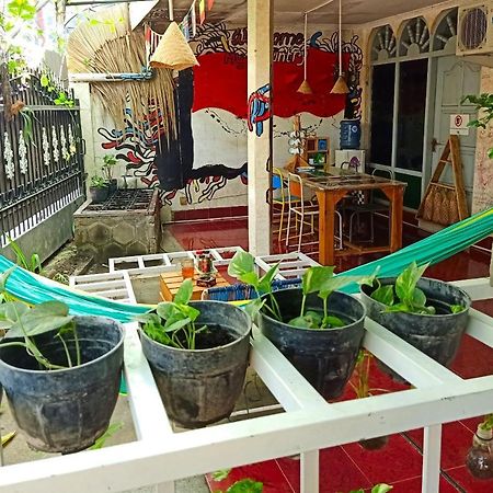 Deoplet Homestay & Gallery Yogyakarta Exterior photo