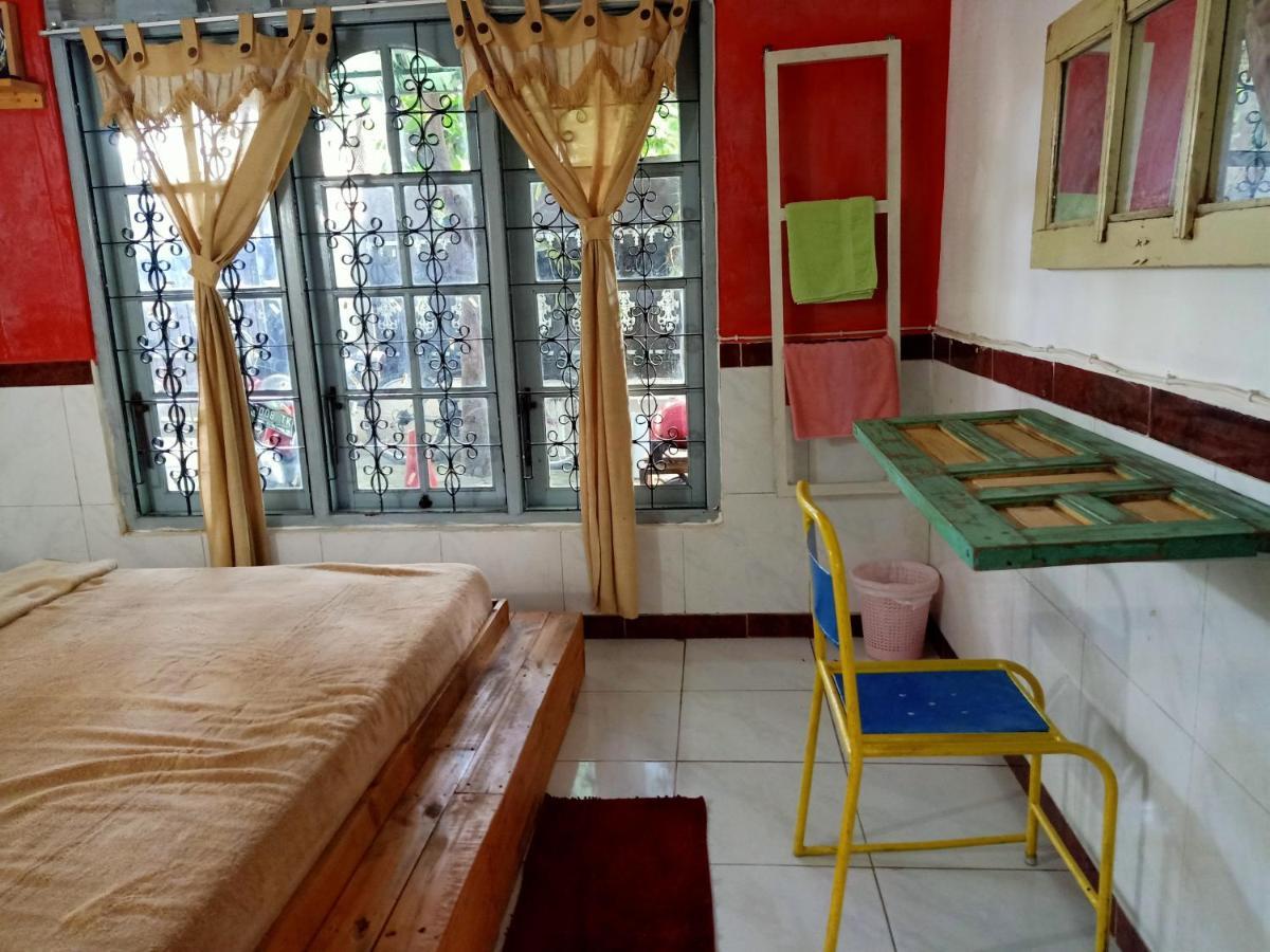 Deoplet Homestay & Gallery Yogyakarta Exterior photo
