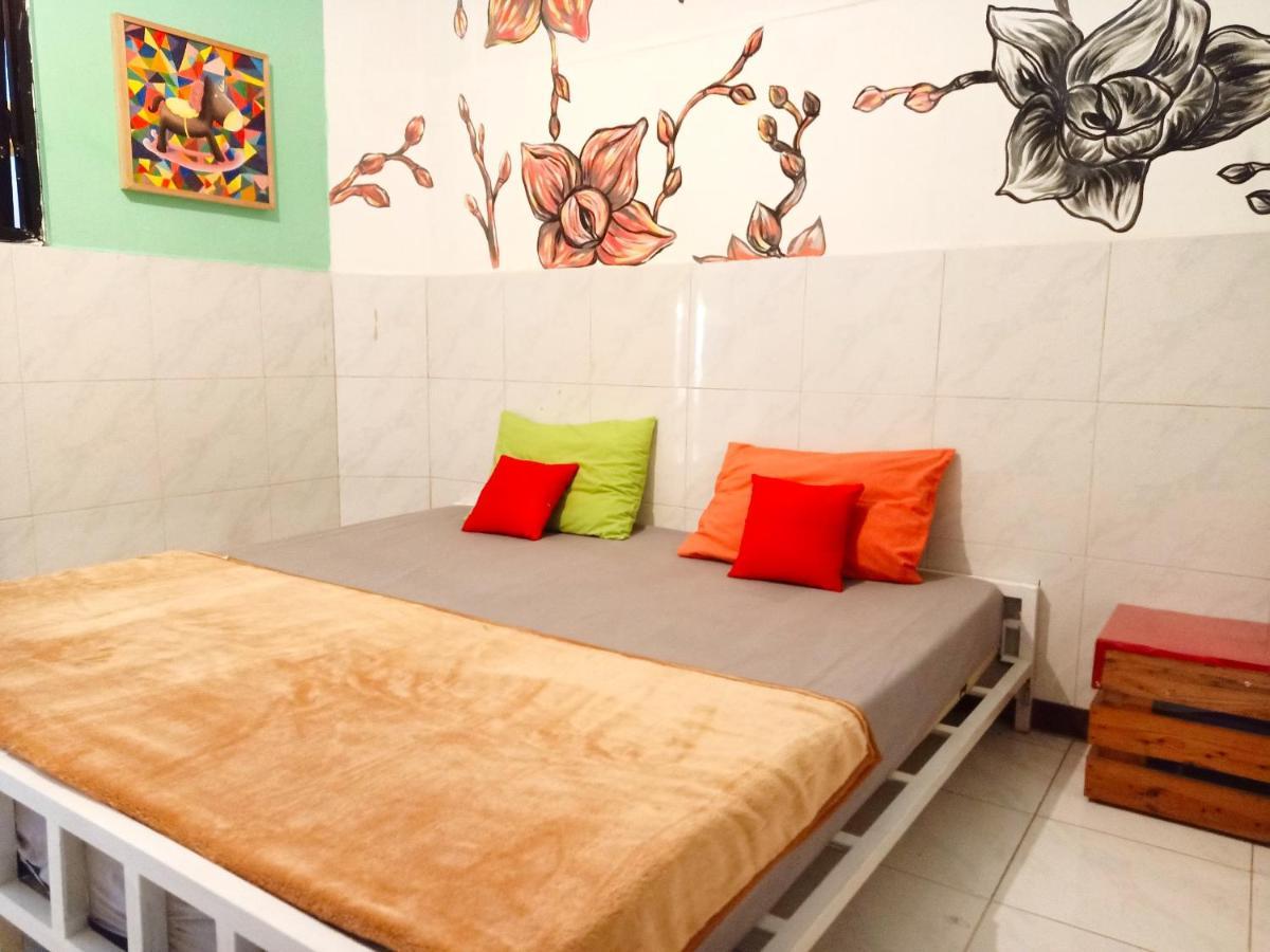 Deoplet Homestay & Gallery Yogyakarta Exterior photo