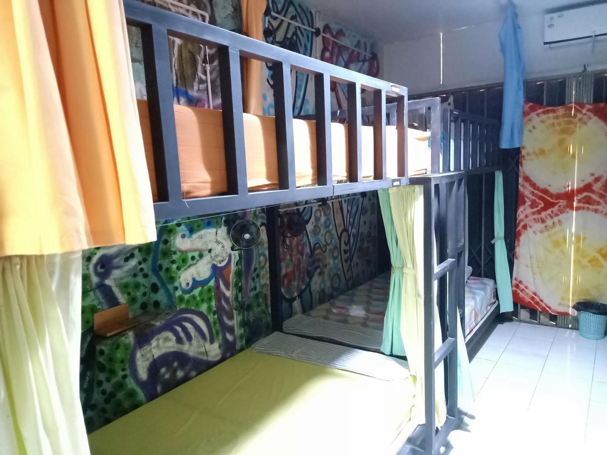 Deoplet Homestay & Gallery Yogyakarta Exterior photo